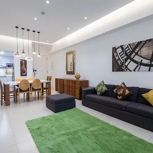 New 2br Of 86sqm With Parking & Netflix In Bgc Manila